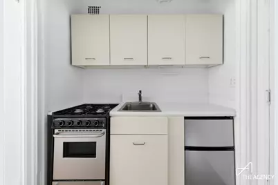 433 W 34th Street #10F, New York City, NY 10001 - Photo 7