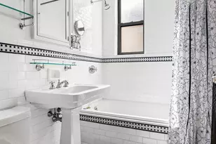 622 W 114th St, New York City, NY 10025 - Photo 5
