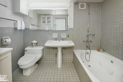 44 W 76th Street #2, New York City, NY 10023 - Photo 7