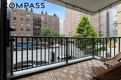 145 E 15th Street #2T, New York, NY 10003 - Photo 3