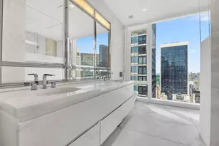 20 W 53rd St, New York, NY 10019 - Photo 5