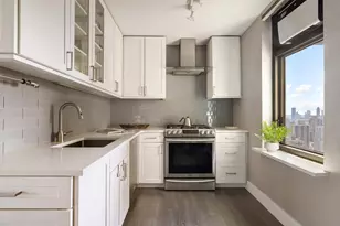 115 E 87th St, New York, NY 10128 - Photo 5