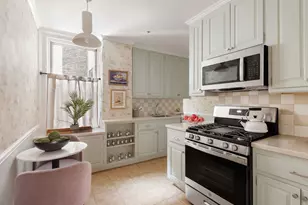 32 Washington Square W, New York City, NY 10011 - Photo 9