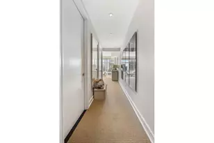 151 E 58th St, New York City, NY 10022 - Photo 5