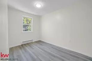 94-27 83rd St, New York City, NY 11416 - Photo 5