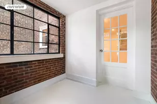 39-82 45th St, New York City, NY 11104 - Photo 3