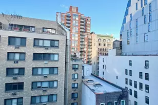 16 W 16th St, New York City, NY 10011 - Photo 11