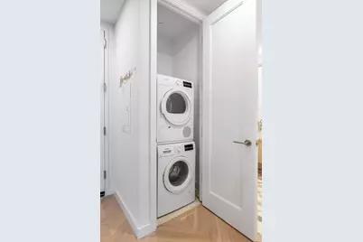 29-18 41st Avenue #14-B, New York City, NY 11101 - Photo 7