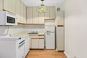 87-15 165th St, New York City, NY 11432 - Photo 7