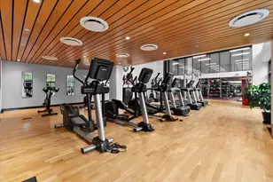 547 W 47th St, New York City, NY 10036 - Photo 31