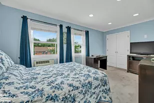 2137 Clinton Ave, New York City, NY 10457 - Photo 11