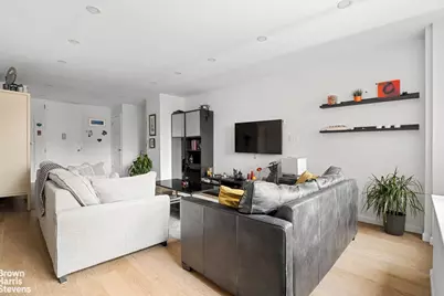 30 W 61st Street #17C, New York, NY 10023 - Photo 3