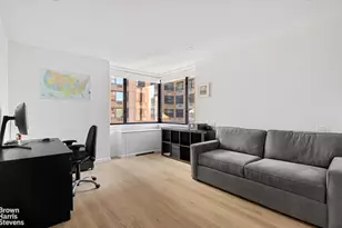 30 W 61st St, New York City, NY 10023 - Photo 7