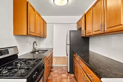 140-39 34th Avenue #2T, New York City, NY 11354 - Photo 11