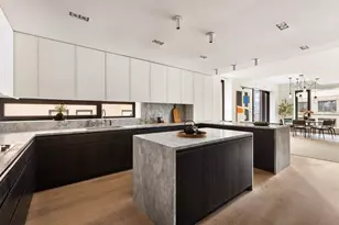 11 Beach St, New York City, NY 10013 - Photo 7