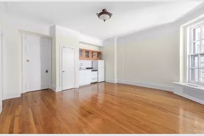 2109 Broadway #8129, New York City, NY 10023 - Photo 7