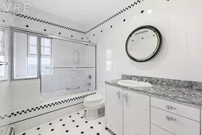 3411 Country Club Road, New York City, NY 10465 - Photo 15