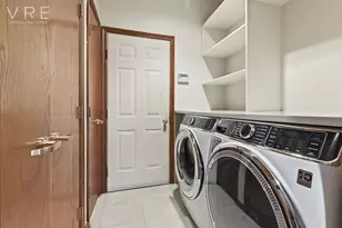 3411 Country Club Rd, New York City, NY 10465 - Photo 19