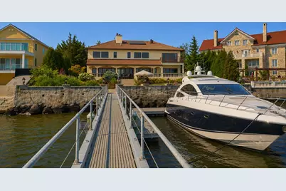 3411 Country Club Road, New York City, NY 10465 - Photo 9