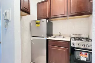 340 E 83rd St, New York City, NY 10028 - Photo 5