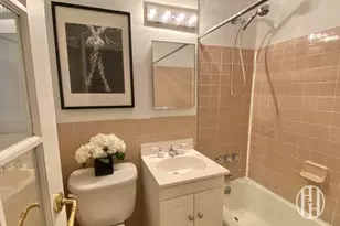 160 E 91st St, New York City, NY 10128 - Photo 3