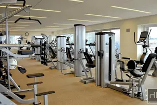 322 W 57th St, New York City, NY 10019 - Photo 9