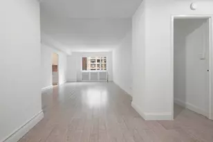 30 W 60th St, New York City, NY 10023 - Photo 5