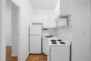 320 E 49th St, New York City, NY 10022 - Photo 5