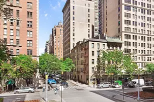 1075 Park Ave, New York City, NY 10128 - Photo 9