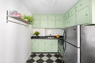 415 Argyle Rd, New York City, NY 11218 - Photo 7