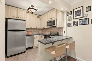 370 E 76th St, New York City, NY 10021 - Photo 5