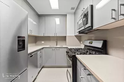 721 Fifth Avenue #37E, New York, NY 10022 - Photo 5