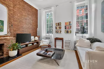 220 W 15th Street #2A, New York, NY 10011 - Photo 1