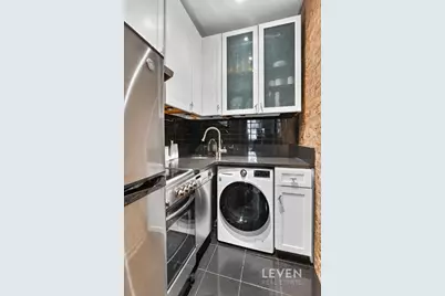 220 W 15th Street #2A, New York City, NY 10011 - Photo 3