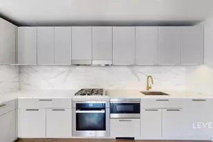 305 E 51st St, New York City, NY 10022 - Photo 7