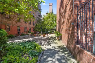 447 W 45th Street #4B, New York, NY 10036 - Photo 5