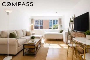 321 E 48th St, New York City, NY 10017 - Photo 1