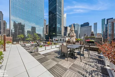 235 E 49th Street #5B, New York City, NY 10017 - Photo 9