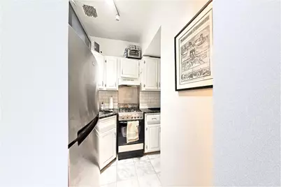 112 W 72nd Street #10D, New York City, NY 10023 - Photo 5