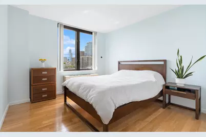 24 E 7th Street #10B, New York City, NY 10003 - Photo 9