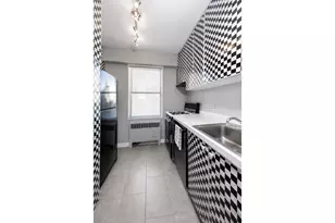 230 E 79th St, New York, NY 10021 - Photo 3
