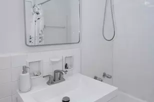 411 E 57th St, New York City, NY 10022 - Photo 5