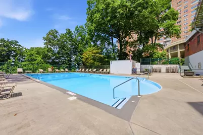 2575 Palisade Avenue #11J, New York City, NY 10463 - Photo 9