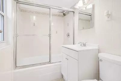 240 E 55th Street #11G, New York City, NY 10022 - Photo 9