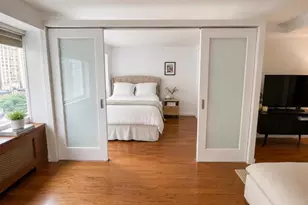 240 E 55th St, New York City, NY 10022 - Photo 7