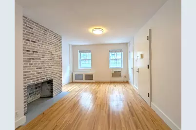310 W 22nd Street #1a, New York, NY 10011 - Photo 1