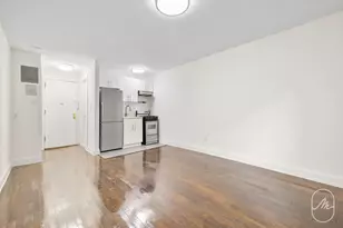 456 W 22nd St, New York, NY 10011 - Photo 3