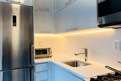 1160 3rd Avenue #4G, New York City, NY 10065 - Photo 5