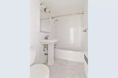 333 E 46th Street #3B, New York City, NY 10017 - Photo 11