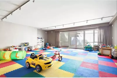 214 N 11th Street #5U, New York City, NY 11211 - Photo 19